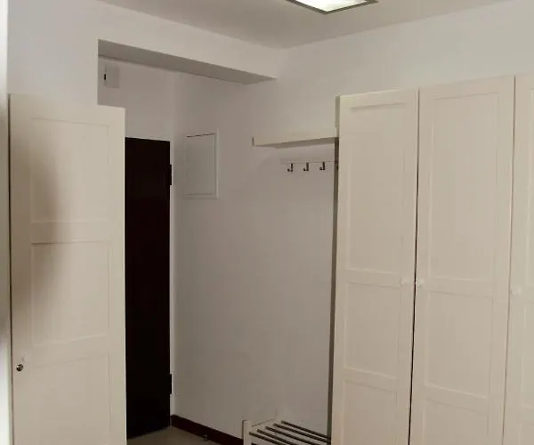 Апартаменты Aqua 4 *